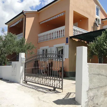 Apartman In 36139