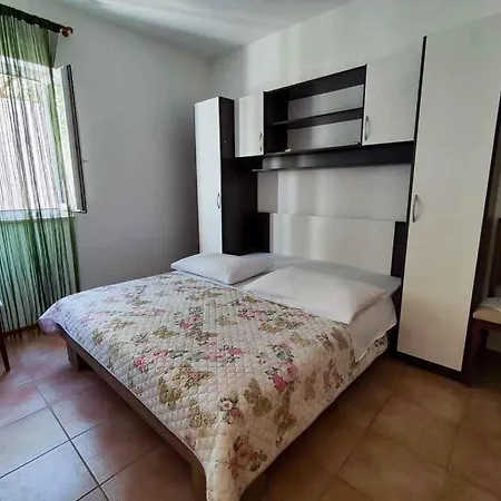 Apartman In 36139 Sevid